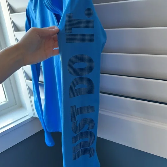 Nike half zip - Picture 2 of 3